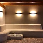 Matchpoint Hotel 2*