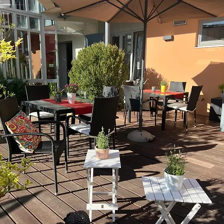 Matchpoint 2* آلتدورف باي نورنبرغ