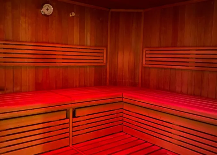 Matchpoint Отель