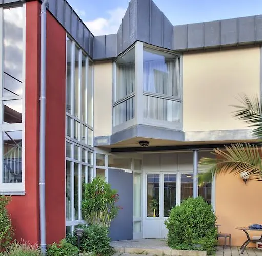 Отель Matchpoint 2*